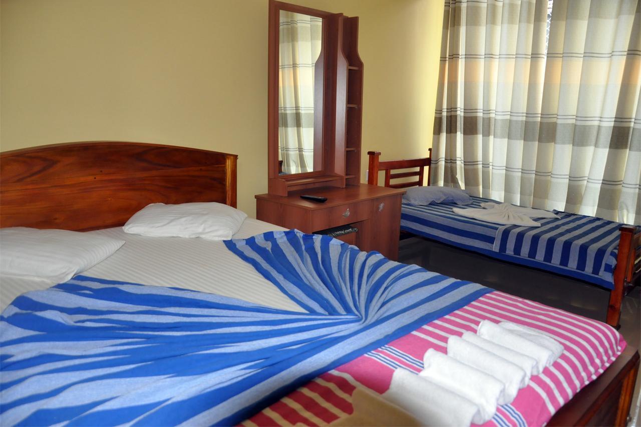 Hotel Pearl Gate Чилау Екстериор снимка